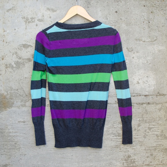 Nollie Multicolor Striped V Neck Sweater - Picture 3 of 5